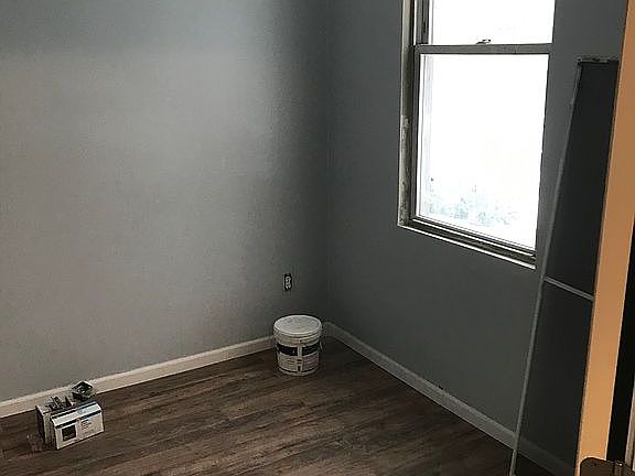 5th image of 8418 S Buffalo Ave