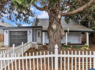 831 W Oak St, Lebanon, OR 97355