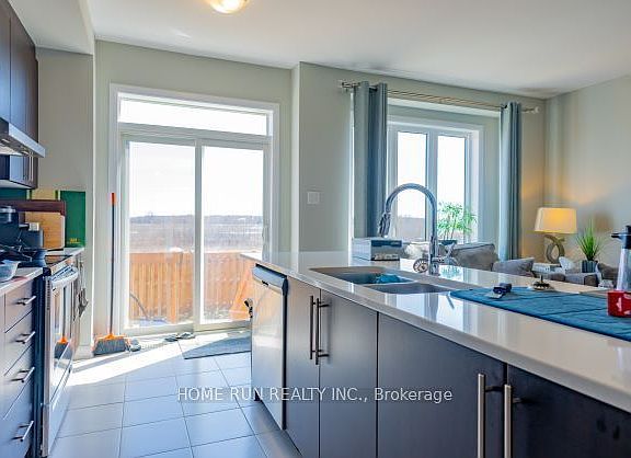 5th image of 75 Aura Ave