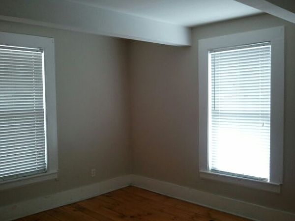 2nd image of 10A Myrtle St