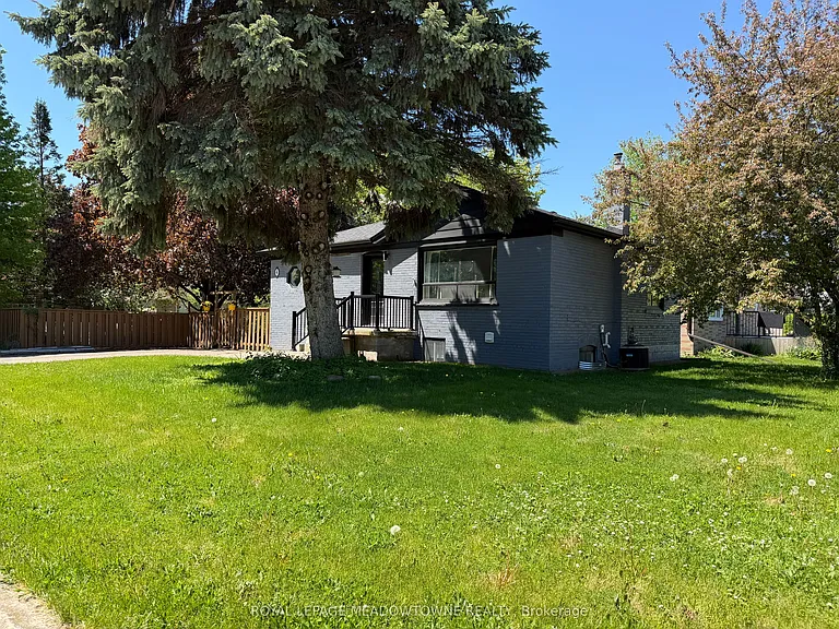 4 Keats Ave #MAIN — Photo 2