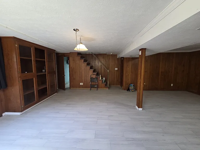 521 Stonehaven Dr — Photo 28