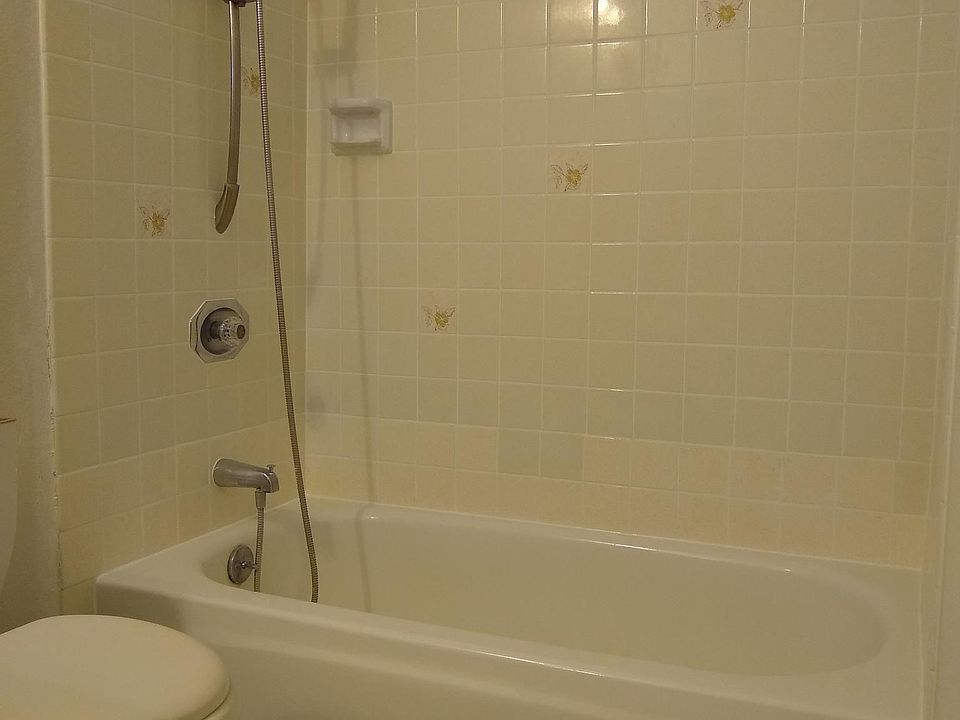 2nd image of 2817 Cicero Way