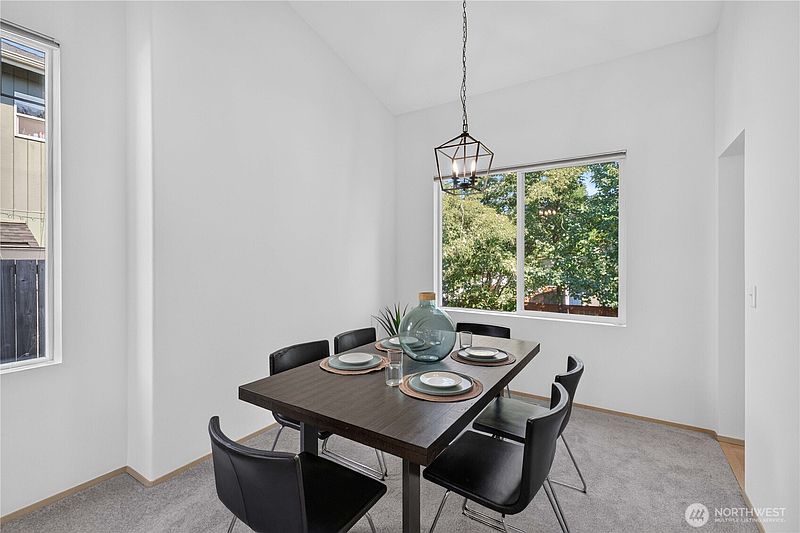 5th image of 23610 SE 267th Place