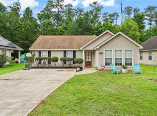 2537 Destin St, Mandeville, LA 70448