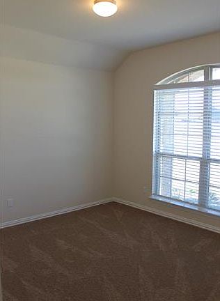 4th image of 6600 Serpentine Dr
