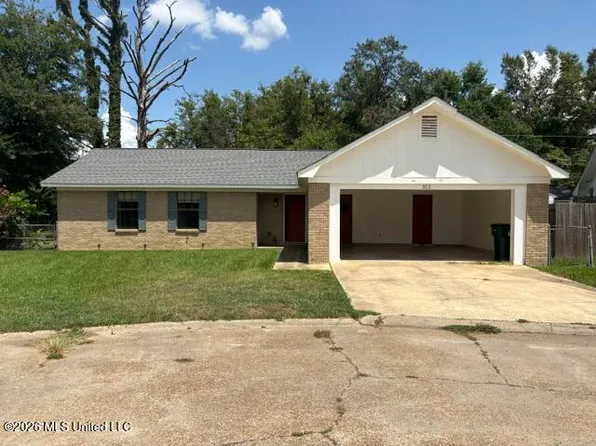 312 Gilliam Pl, Greenwood, MS 38930