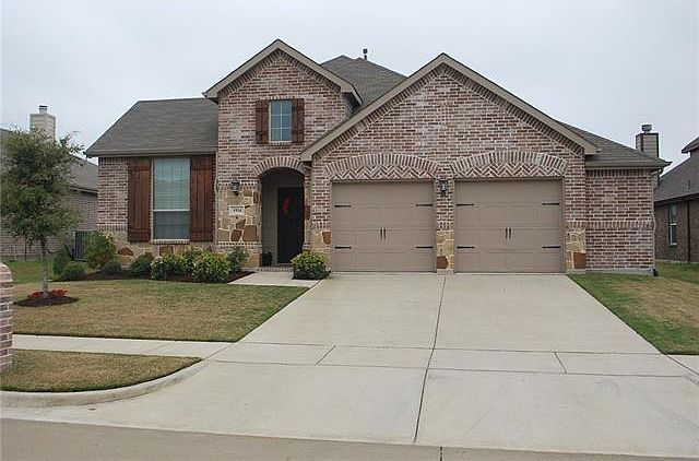 1st image of 1914 Grand Fairway Dr