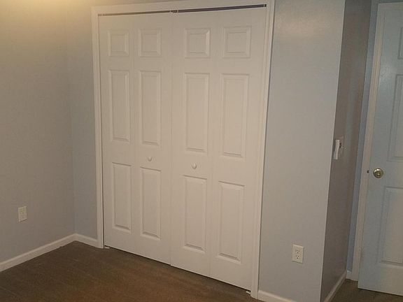 5th image of 776 Bonaparte Dr