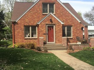 906 Farnam St, Harlan, IA 51537