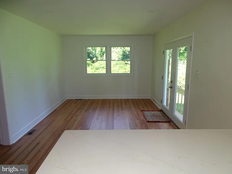 449 E Street Rd — Photo 13