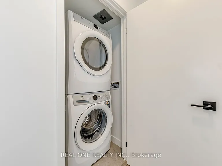609 Sherbourne St #4208 — Photo 25