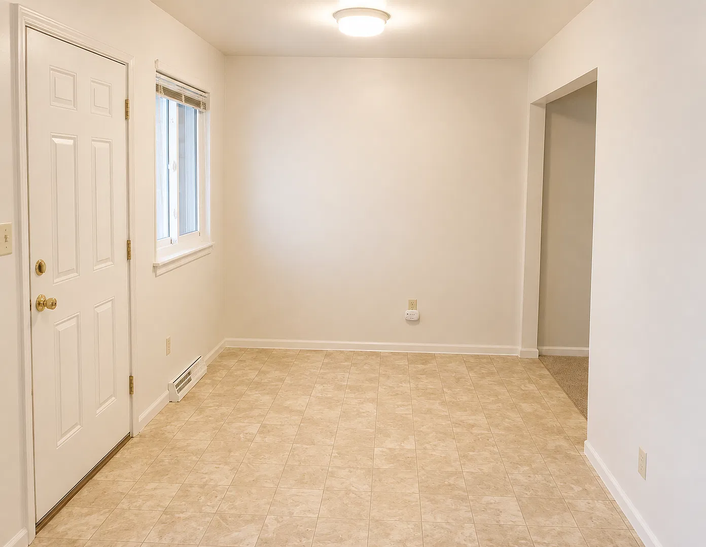 932 Ave B Apartments — Photo 2