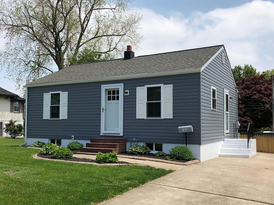 1st image of 104 Lincoln Ave