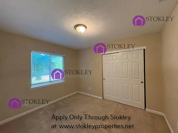 166 Lois Ct — Photo 15