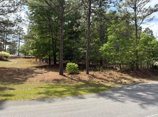 128 Carrington Sq, West End, NC 27376