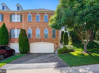 120 Summer Walk Dr, Gaithersburg, MD 20878