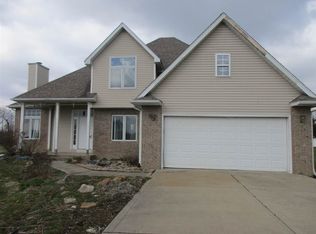 3393 N Windy Ridge Dr, Sullivan, IN 47882
