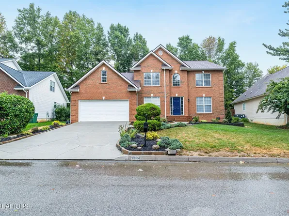 1734 Bombay Ln, Knoxville, TN 37932