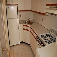 3rd image of 43 W 76th St APT 3A