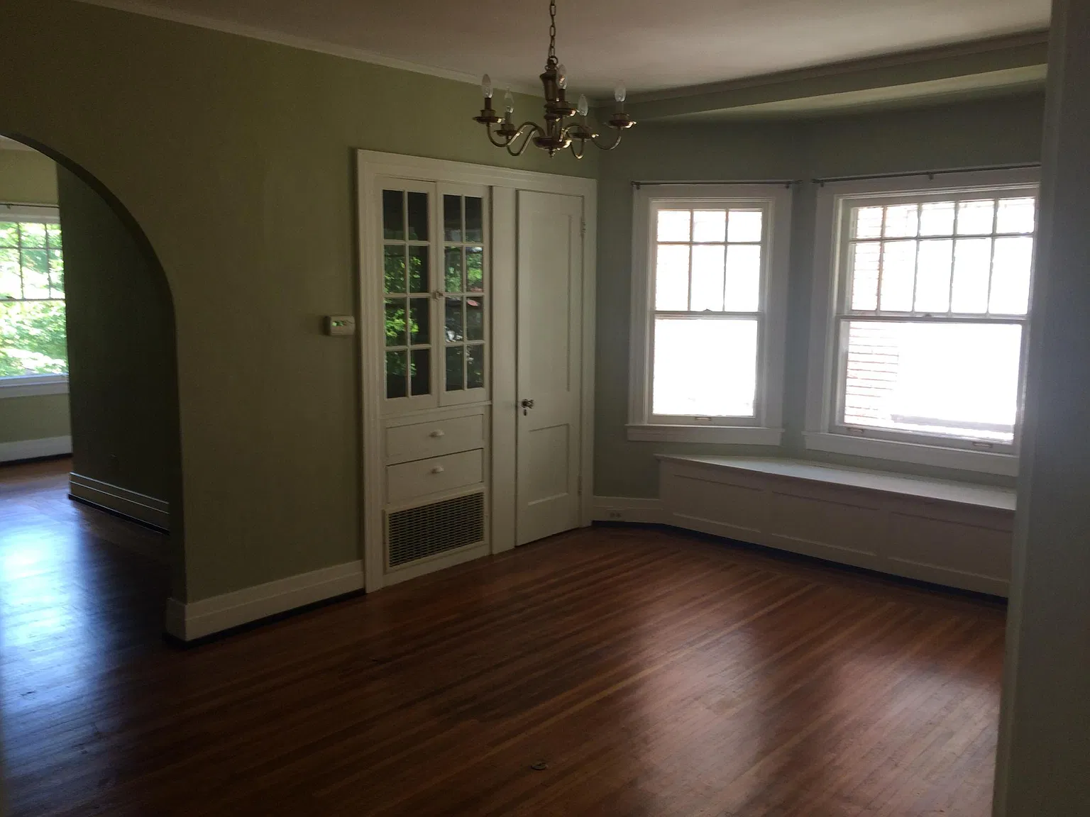 2153 Baringer Ave — Photo 4