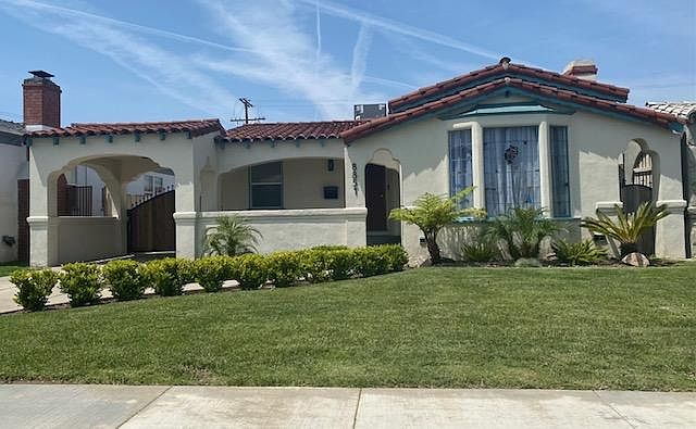 1st image of 8851 S Gramercy Pl