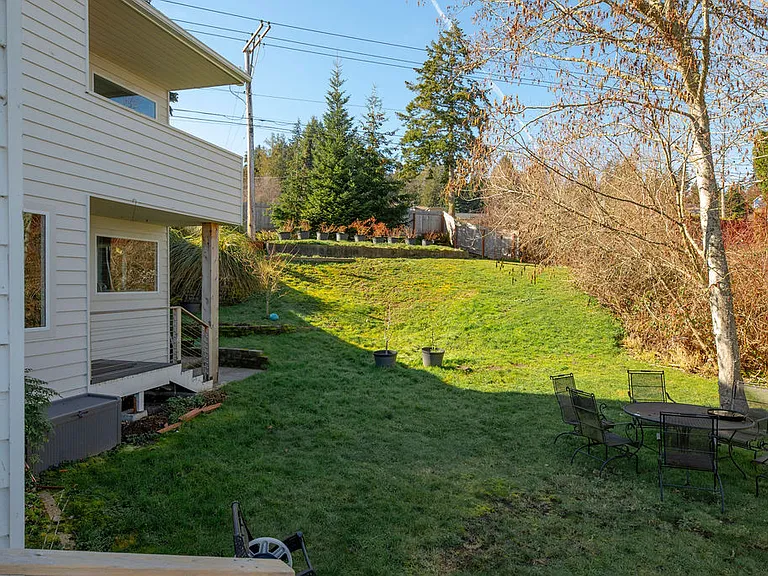 7941 SE Southworth Dr — Photo 44