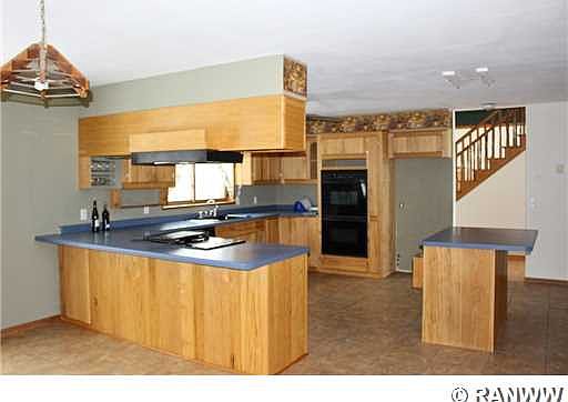 3rd image of 1068 Hwy 70