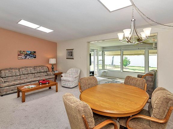 2nd image of 10841 W Windsor Dr