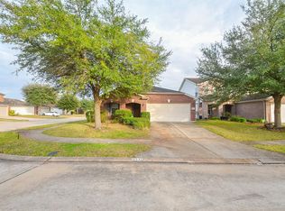 8531 Village Rose Ln, Houston, TX 77072