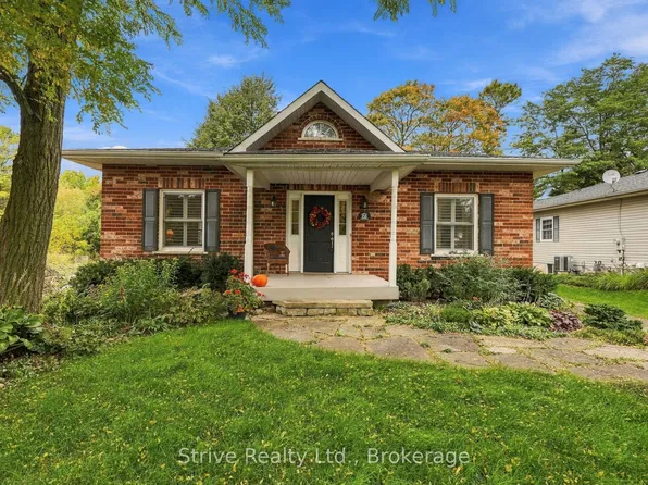 28 Clifton Rd, Pt Hope, ON L1A 2B5