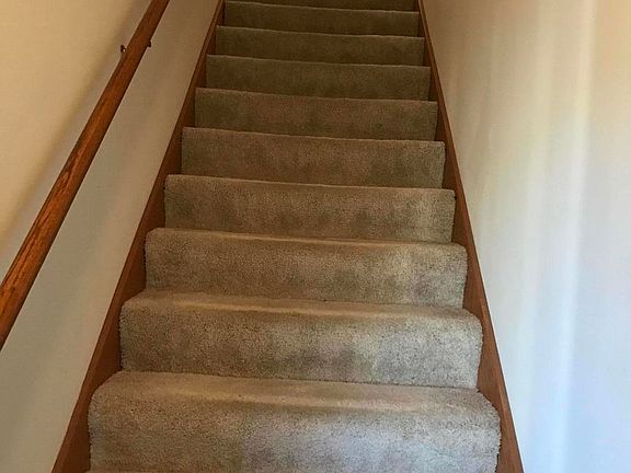 5th image of 18605 Emerald Dr