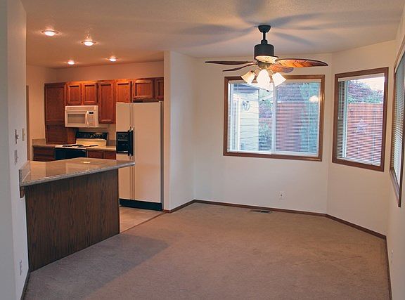 4th image of 725 Cottingham St