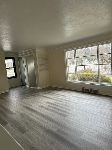 4955 Westbourne Rd Photo 1