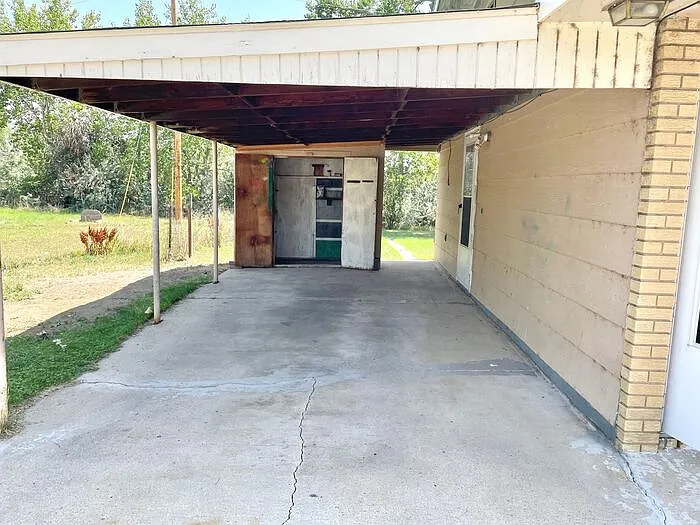 2 bed, 1.0 bath, 775 sqft, $1,650 — Photo 2