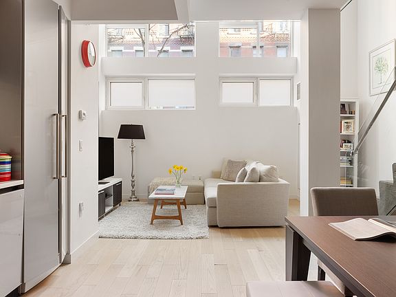 4th image of 540 W 49th St #105NORTH