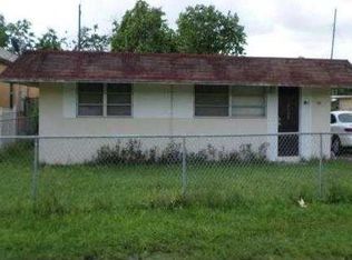 6132 Pierce St, Hollywood, FL 33024