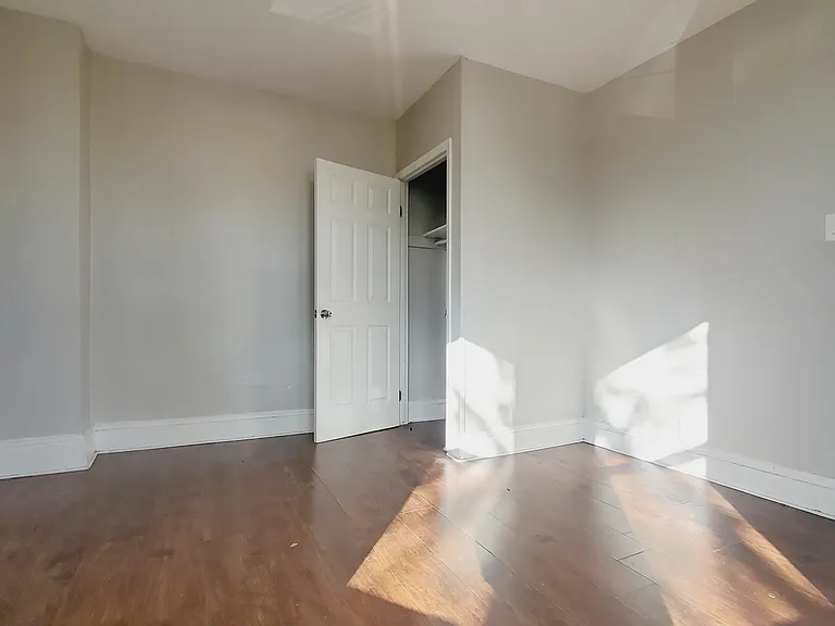 115 Neptune Ave #2R — Photo 4