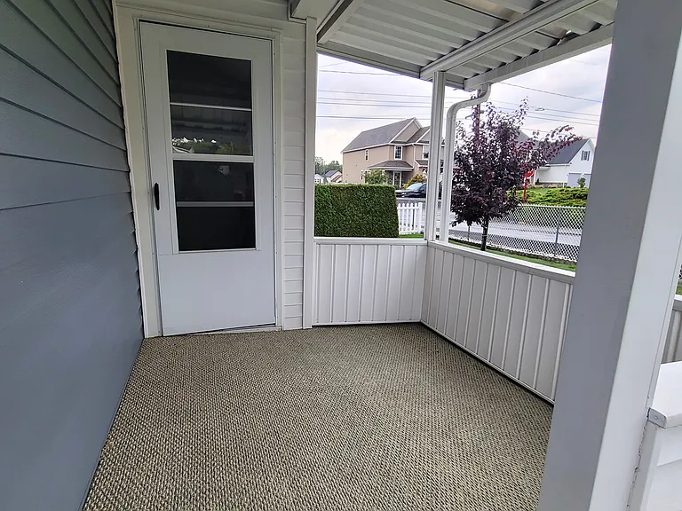 Side porch