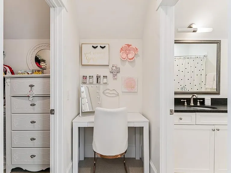 1077 Sinclair Way — Photo 24