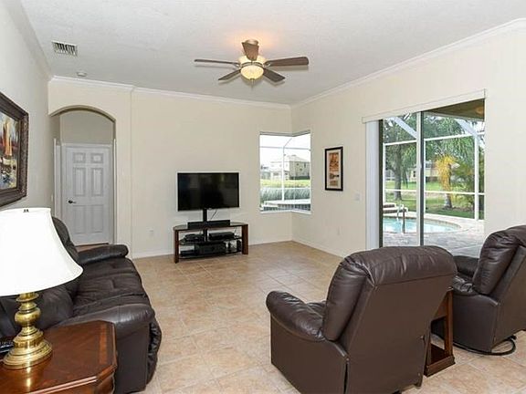 5th image of 12404 Aster Ave
