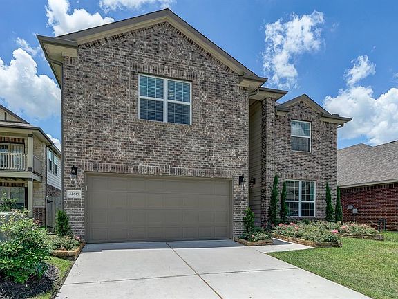 3rd image of 22615 Kenswick Bluff Ln