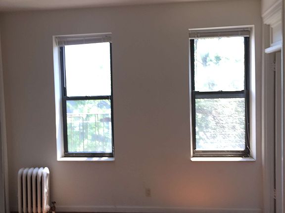 2nd image of 3248 41st St #3B