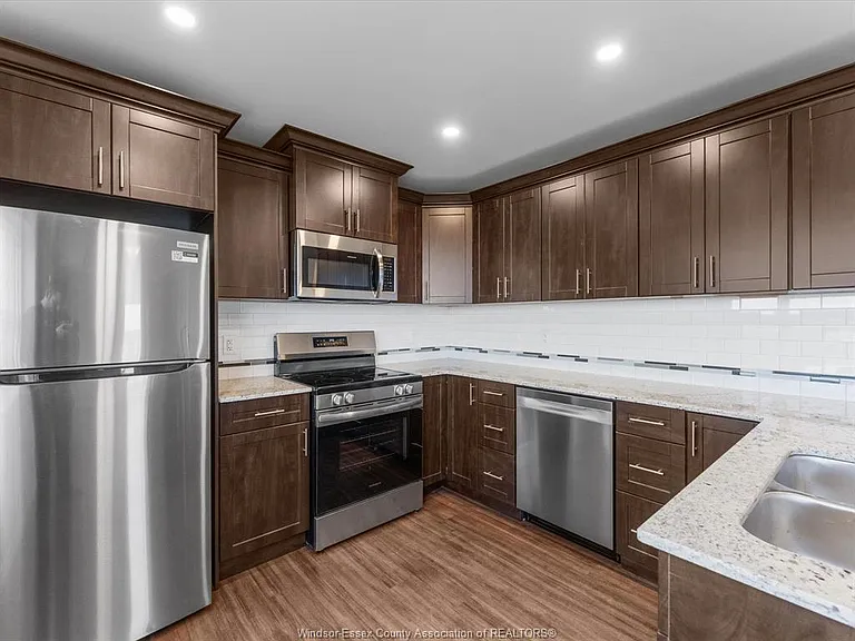 8401 Wyandotte St E #511 — Photo 14