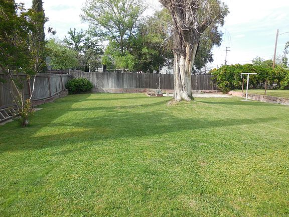 2nd image of 1937 Silica Ave