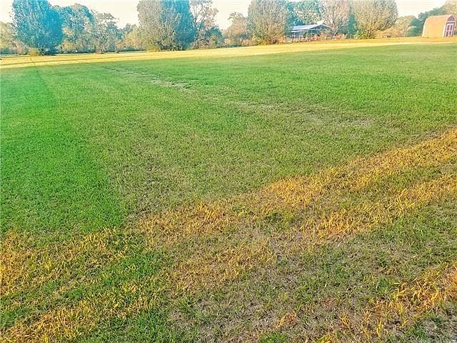 2nd image of Golf Course Rd