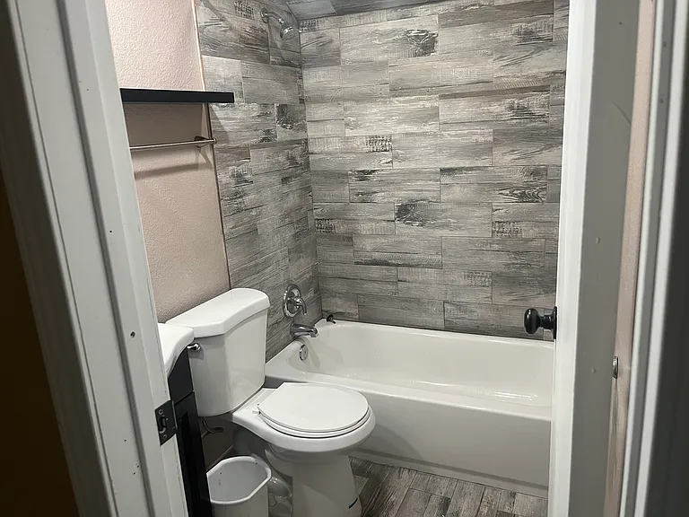 Upstairs Bathroom