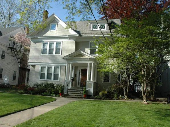 198 Edwards St APT 5, New Haven, CT 06511