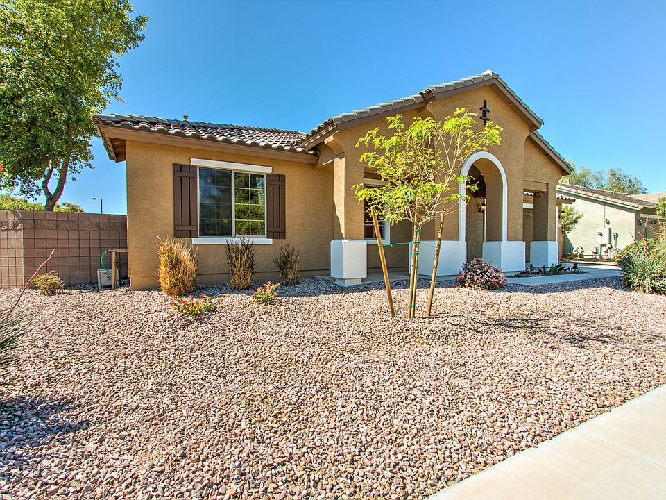 1st image of 18555 E Kingbird Dr
