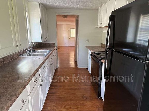 4th image of 631 Union Park